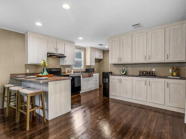 221 Woodstock, Livingston, TX 77351