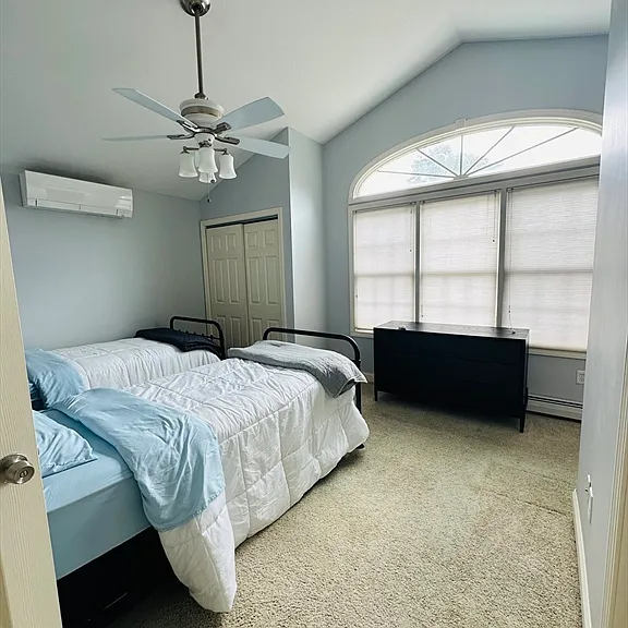 311 Bridle Path — Photo 9