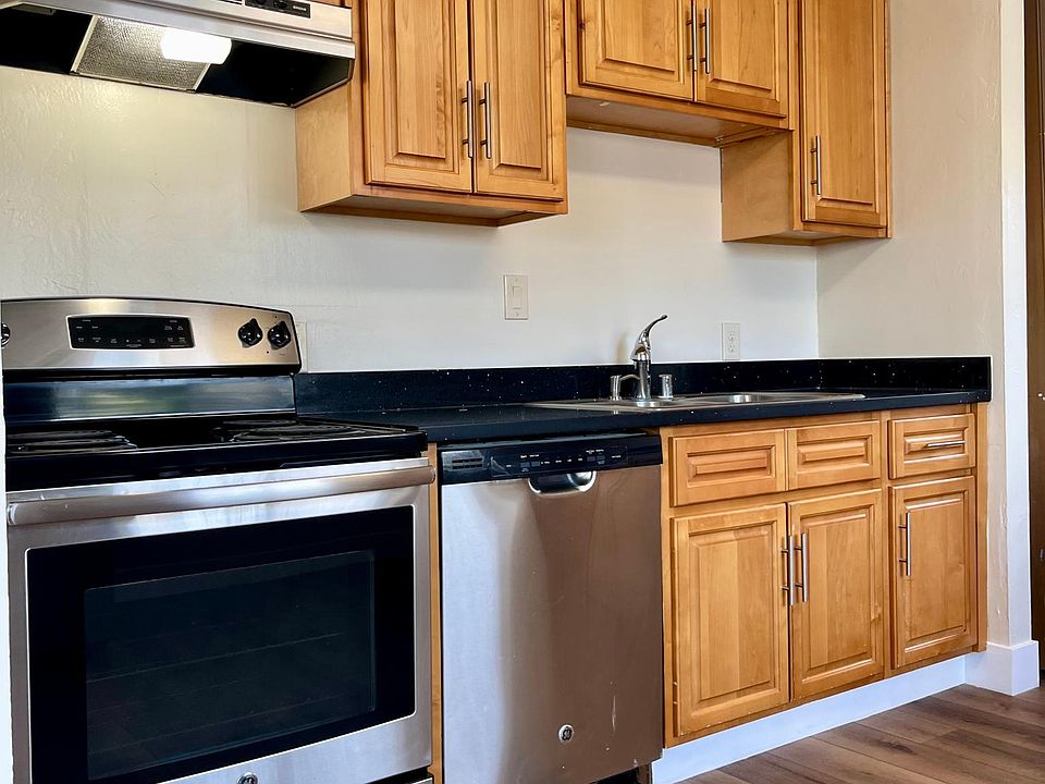 1st image of 1832 Market St APT C
