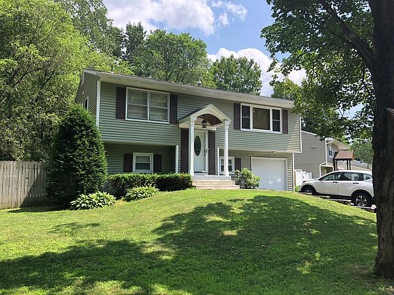 2nd image of 16 Northway Ct