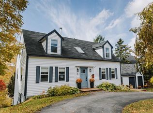 18 Hamilton Pl, Corner Brook, NL A2H7C2