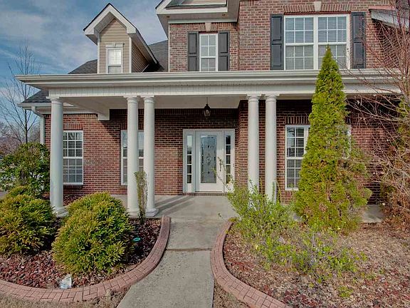 2nd image of 7014 Oak Creek Cir SE