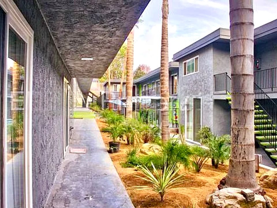 1st image of 4331 College Ave #32