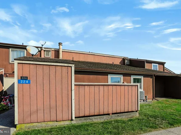 224 Brian Dr, Enola, PA 17025