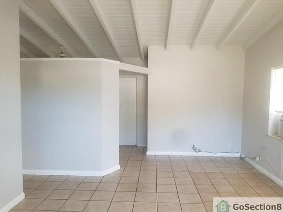 4th image of 1549 NW 15th Ter