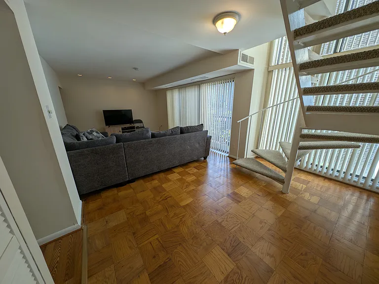 9900 Georgia Ave #27218 — Photo 5