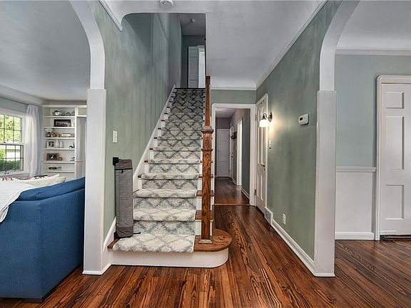 3rd image of 13960 Lake Ave