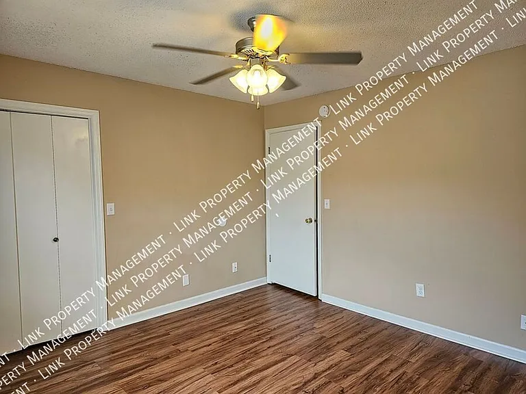 5364 Haisten Ct — Photo 8