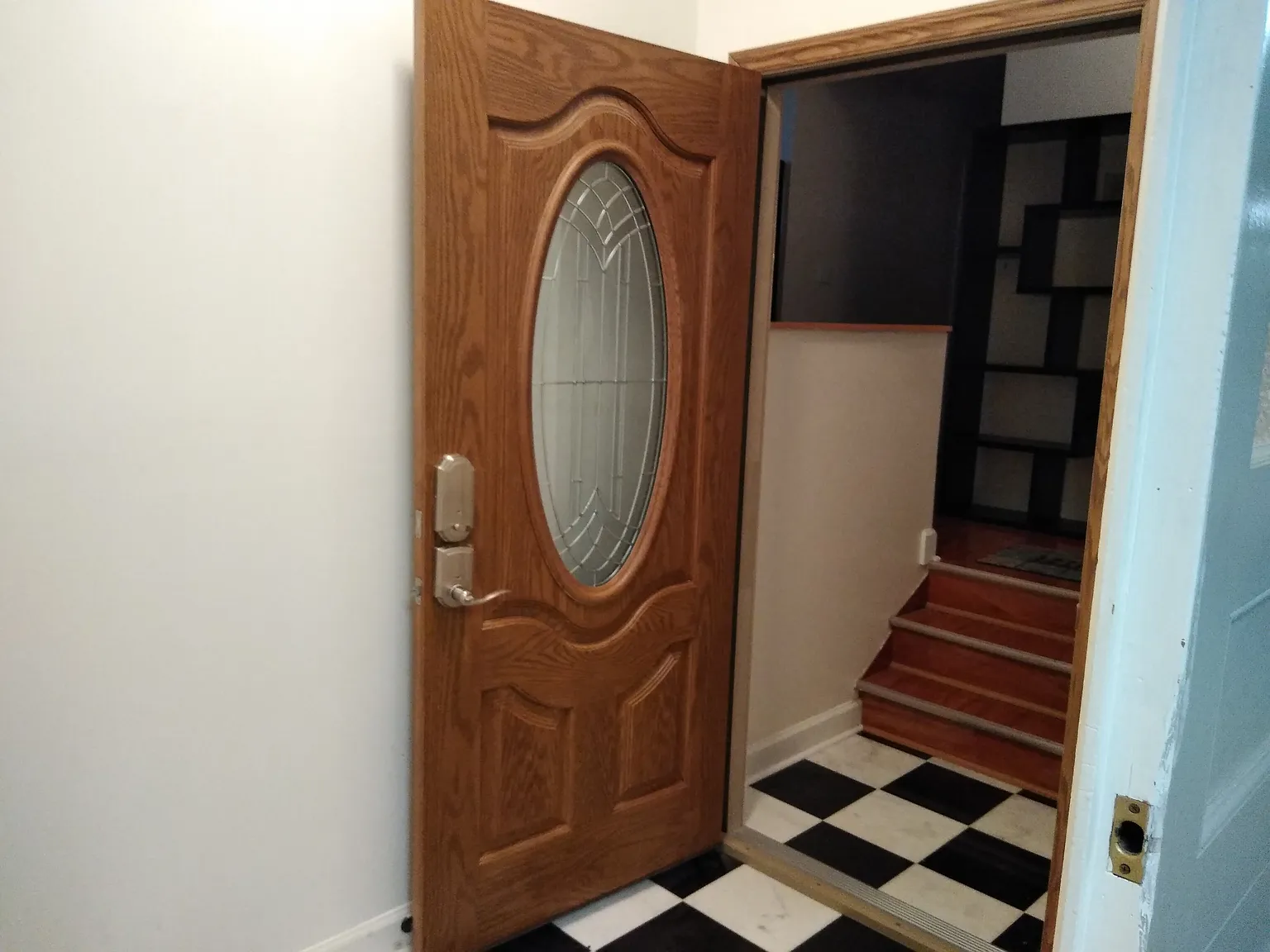 2 bed, 1090 sqft, $1,795 — Photo 2