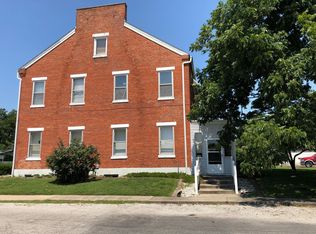 211 S State St APT 1, Freeburg, IL 62243