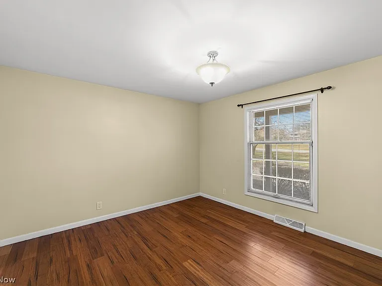 30800 Gates Mills Blvd — Photo 17