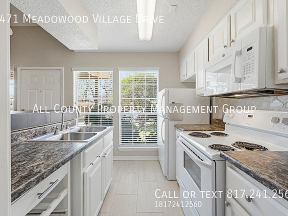 5th image of 1471 Meadowood Village Dr