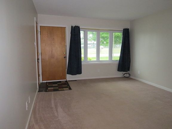 2nd image of 411 E Park Ave