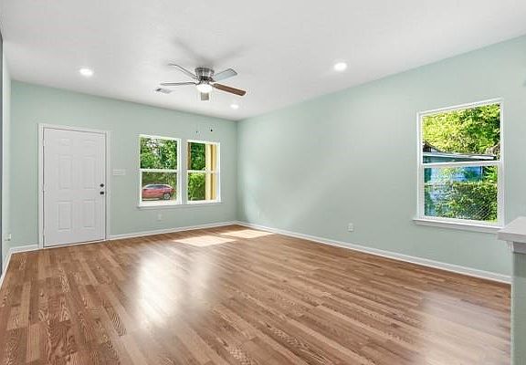 4th image of 819 Junction Ave #A
