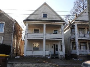 215-215 1/2 W Homer St, Freeport, IL 61032