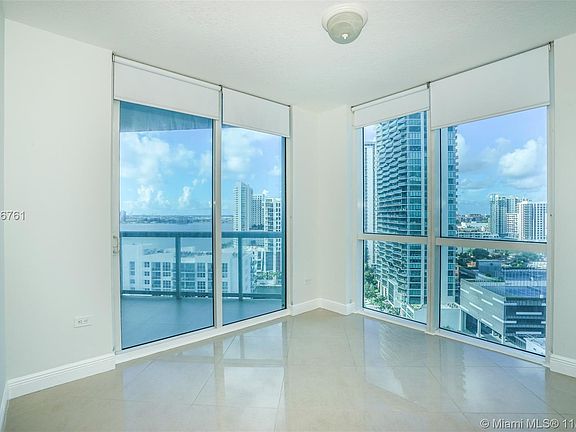 3rd image of 480 NE 30th St APT 1805