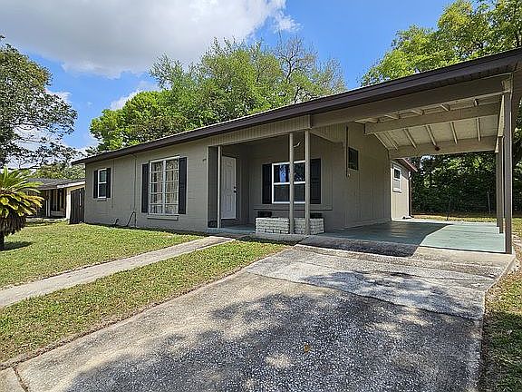 2nd image of 1177 W Page Dr