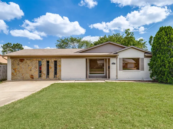 2876 Joanna Dr, Farmers Branch, TX 75234