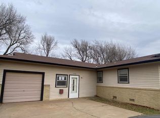 1706 Ponca Ave, Enid, OK 73703