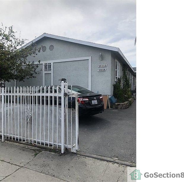 1st image of 10913 Wilmington Ave