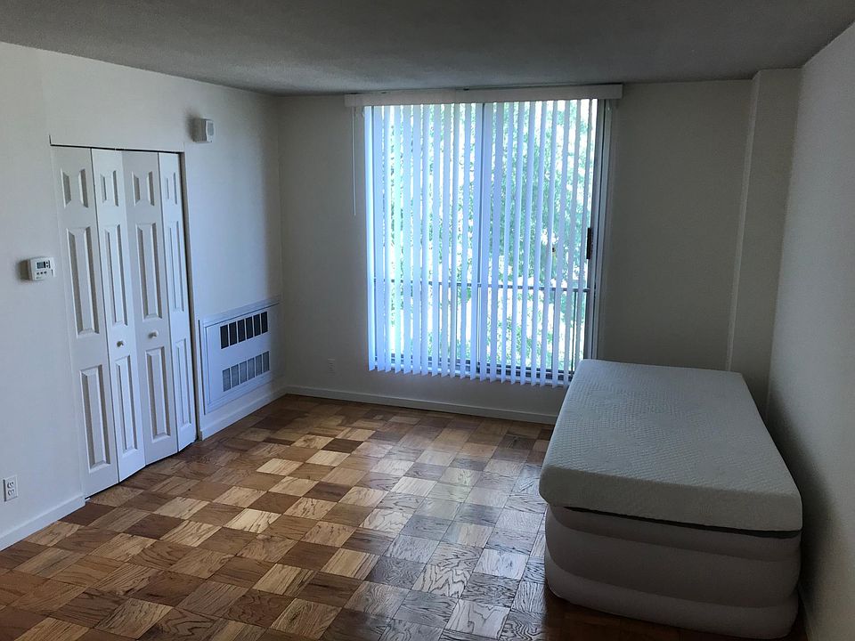 1st image of 99 Pond Ave #D424