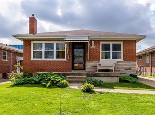 7122 Whaley Pl, Saint Louis, MO 63116