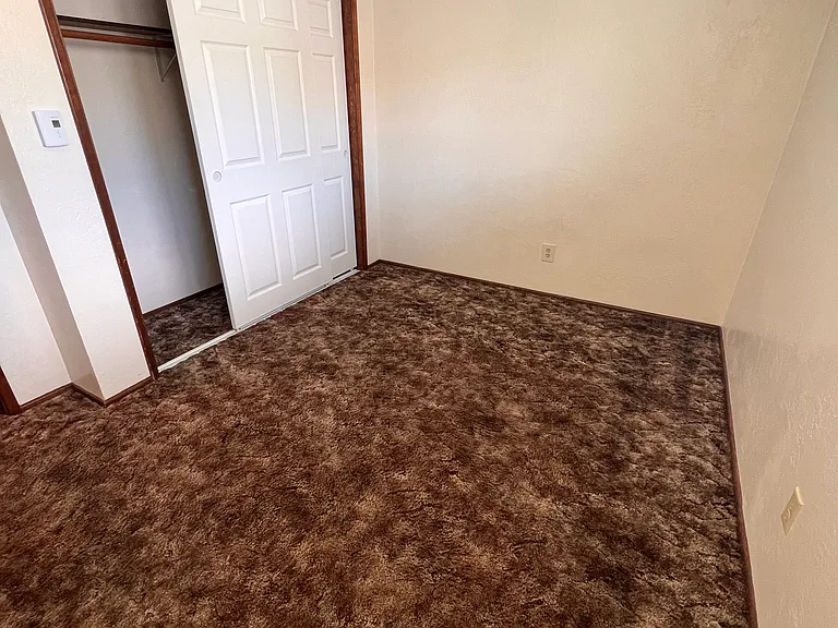 1010 Midway Dr NE #10 — Photo 19