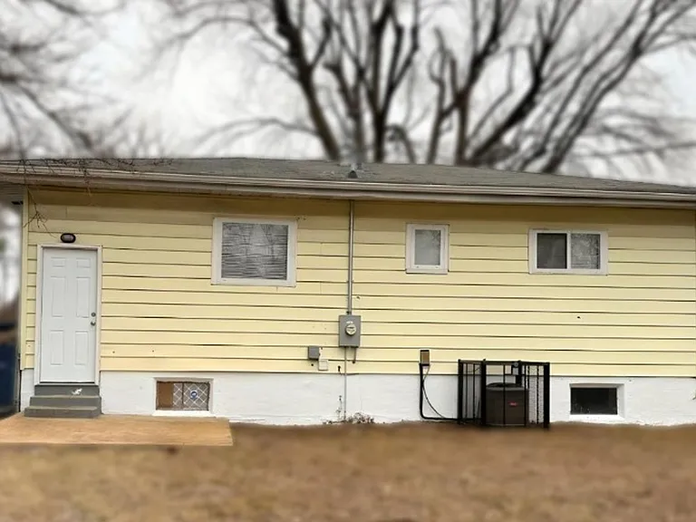 10521 Duke Dr — Photo 23