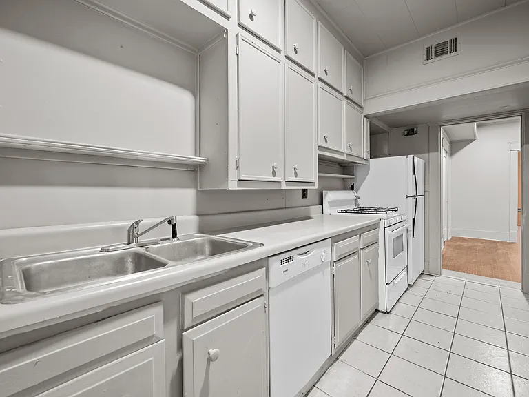 3707 Graustark St #1 — Photo 9