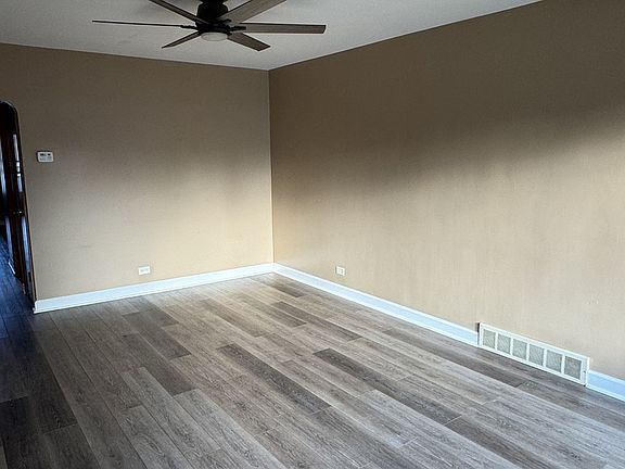 4th image of 5137 S Lorel Ave