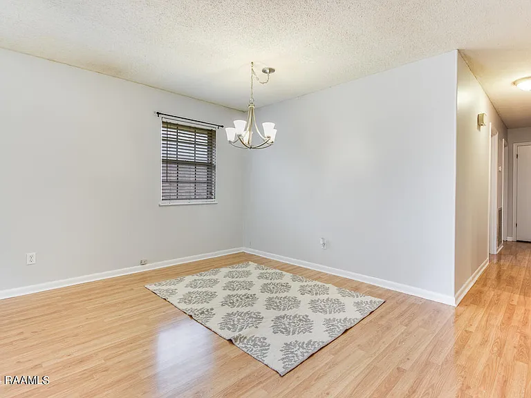 303 Gerald Dr — Photo 10