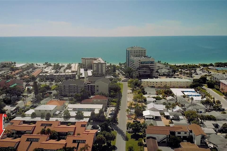 1st image of 800 S Blvd Of Presidents Unit 20