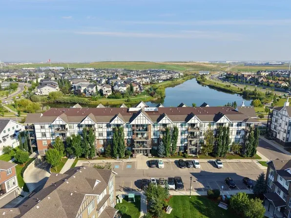 6603 S New Brighton Ave SE #203, Calgary, AB T2Z 5E5
