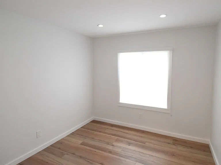 818 Grant St — Photo 18