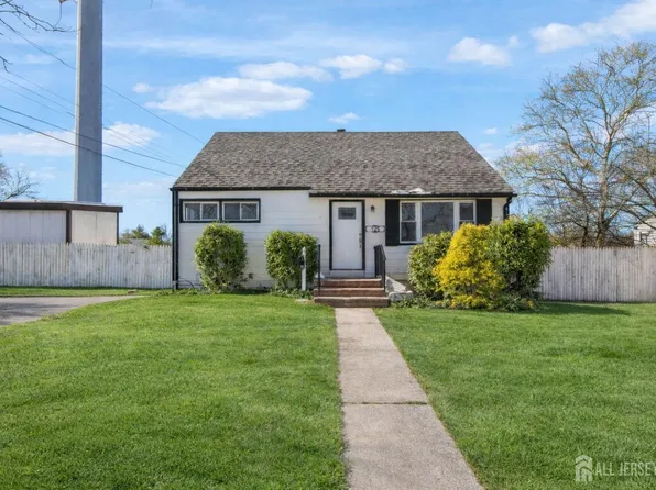 125 Tunison Rd, New Brunswick, NJ 08901