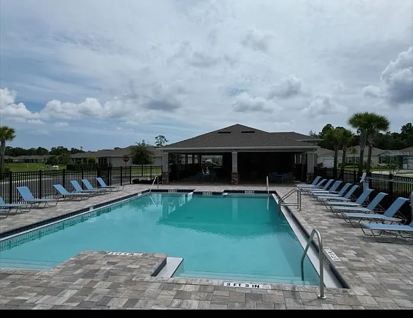 Neverland Dr — Photo 15