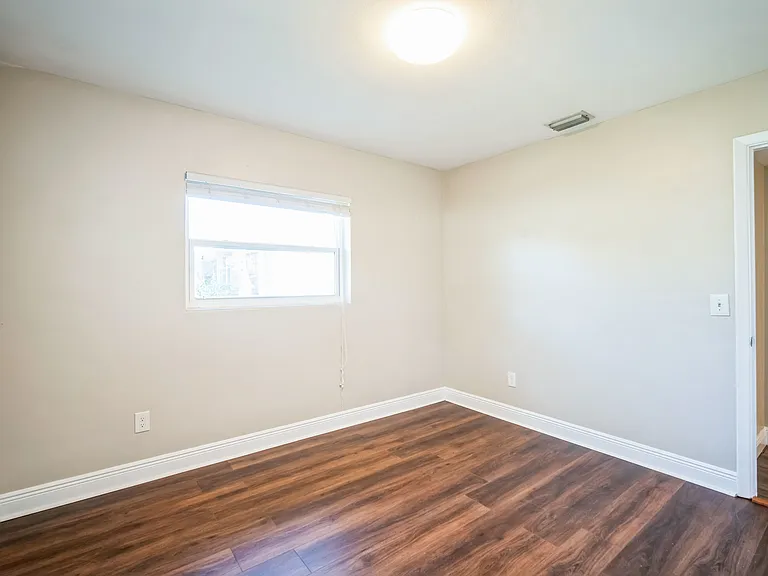 1513 S Haven Dr — Photo 18