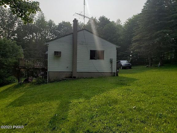 3rd image of 1261 Crosstown Hwy