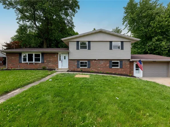 1922 Old Coach Rd, Springfield, OH 45505