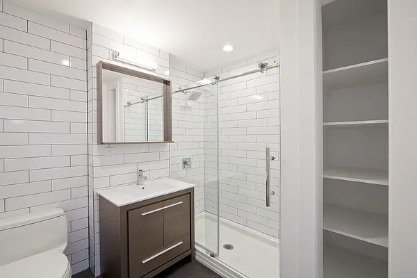 Rented by Bold New York | media 17