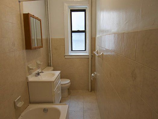 3rd image of 189 Audubon Ave APT 5S