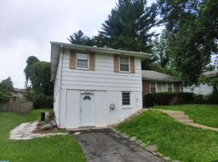 46 Meadow Ln, Cheltenham, PA 19012