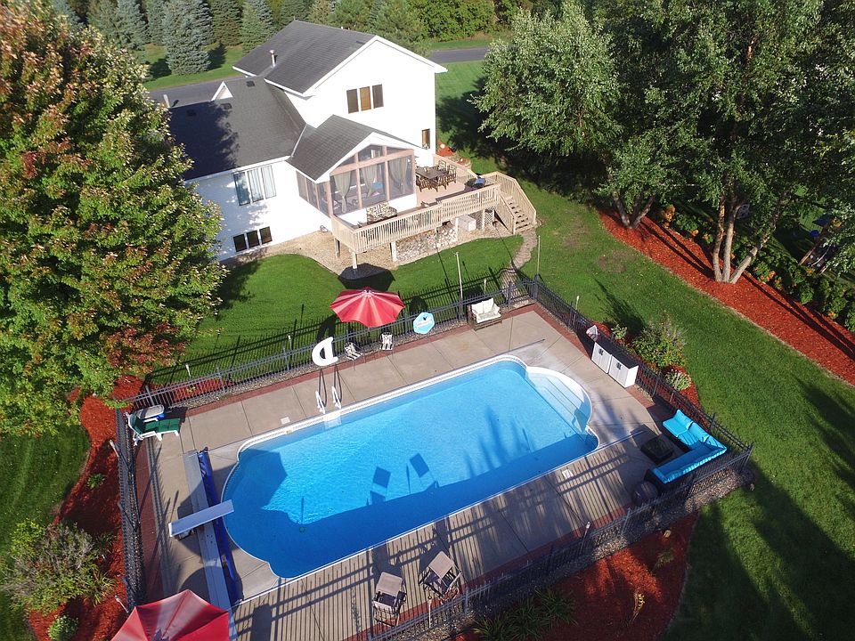 1st image of 21110 Buchanan St NE