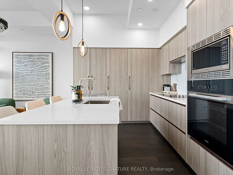 1 Concord Cityplace Way #Penthouse 7001 — Photo 6