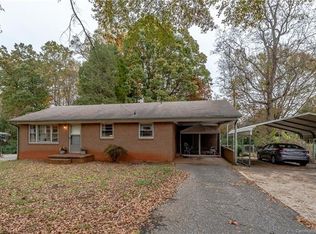 210 Park Rd, Mount Holly, NC 28120