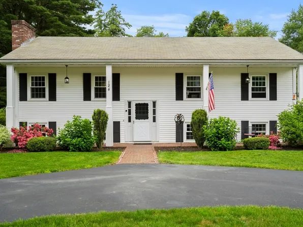 124 Arbor St, Lunenburg, MA 01462