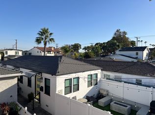 311 1/2 8th St, Seal Beach, CA 90740