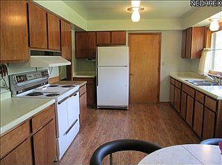 2nd image of 2625 Burlingham Dr
