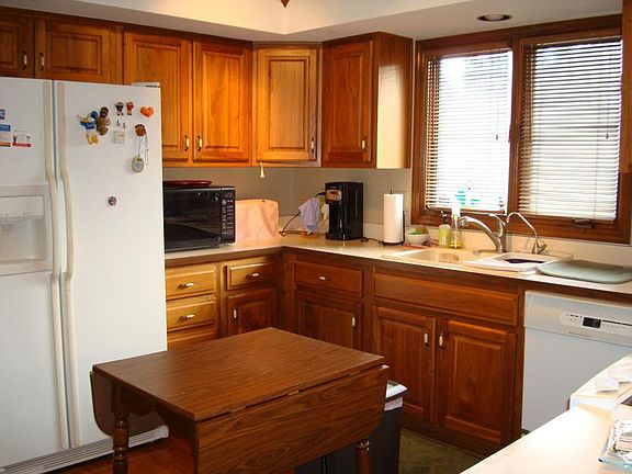 2nd image of 5957 Kirkwall Ct E