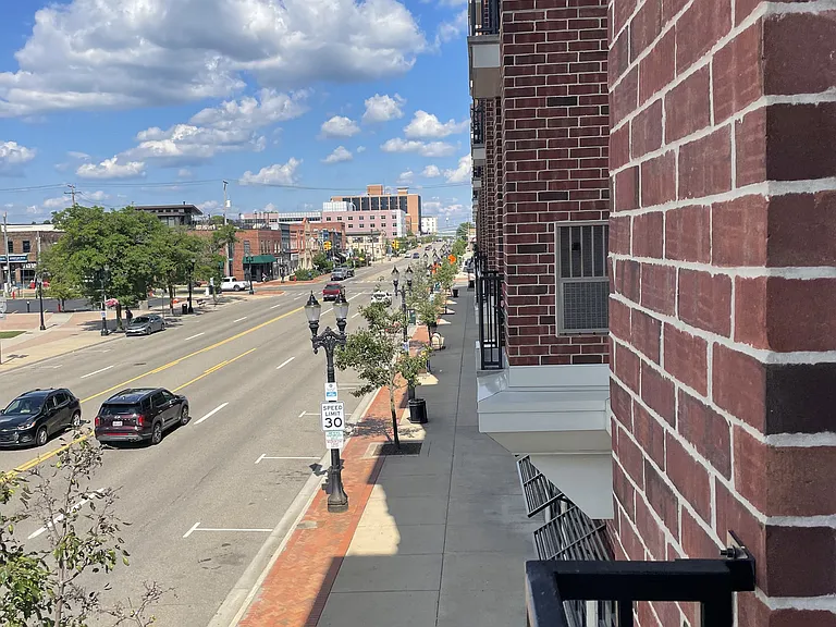 Stadium District Apartments — Photo 16